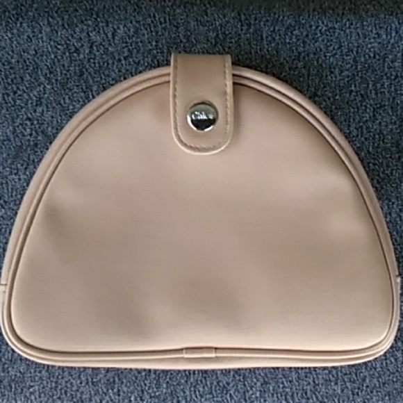 NWOT💋  Chloe Travel Cosmetic Case - Picture 1 of 8